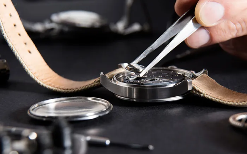 Bảo quản đồng hồ Longines