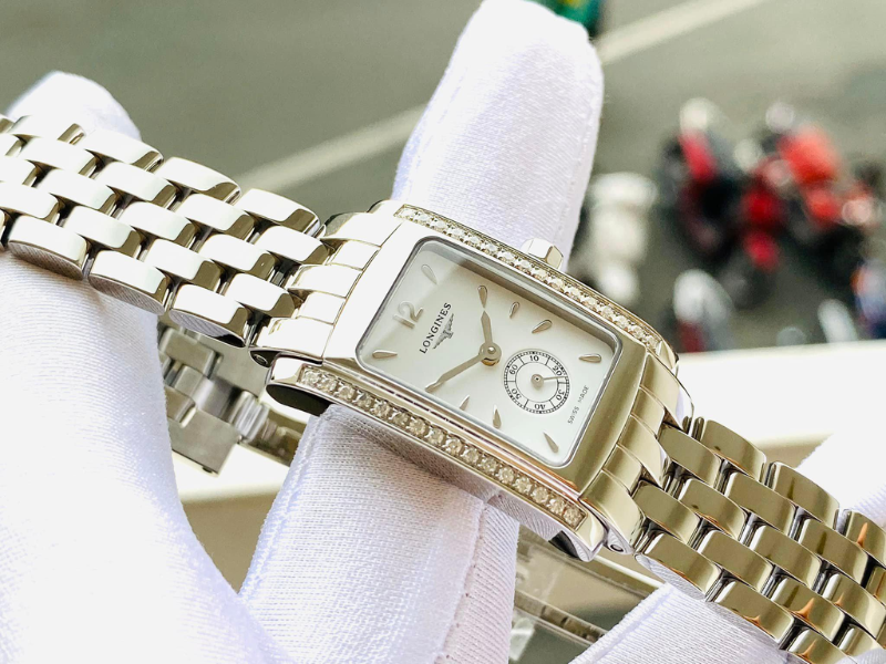 Đồng hồ Longines dây kim loại